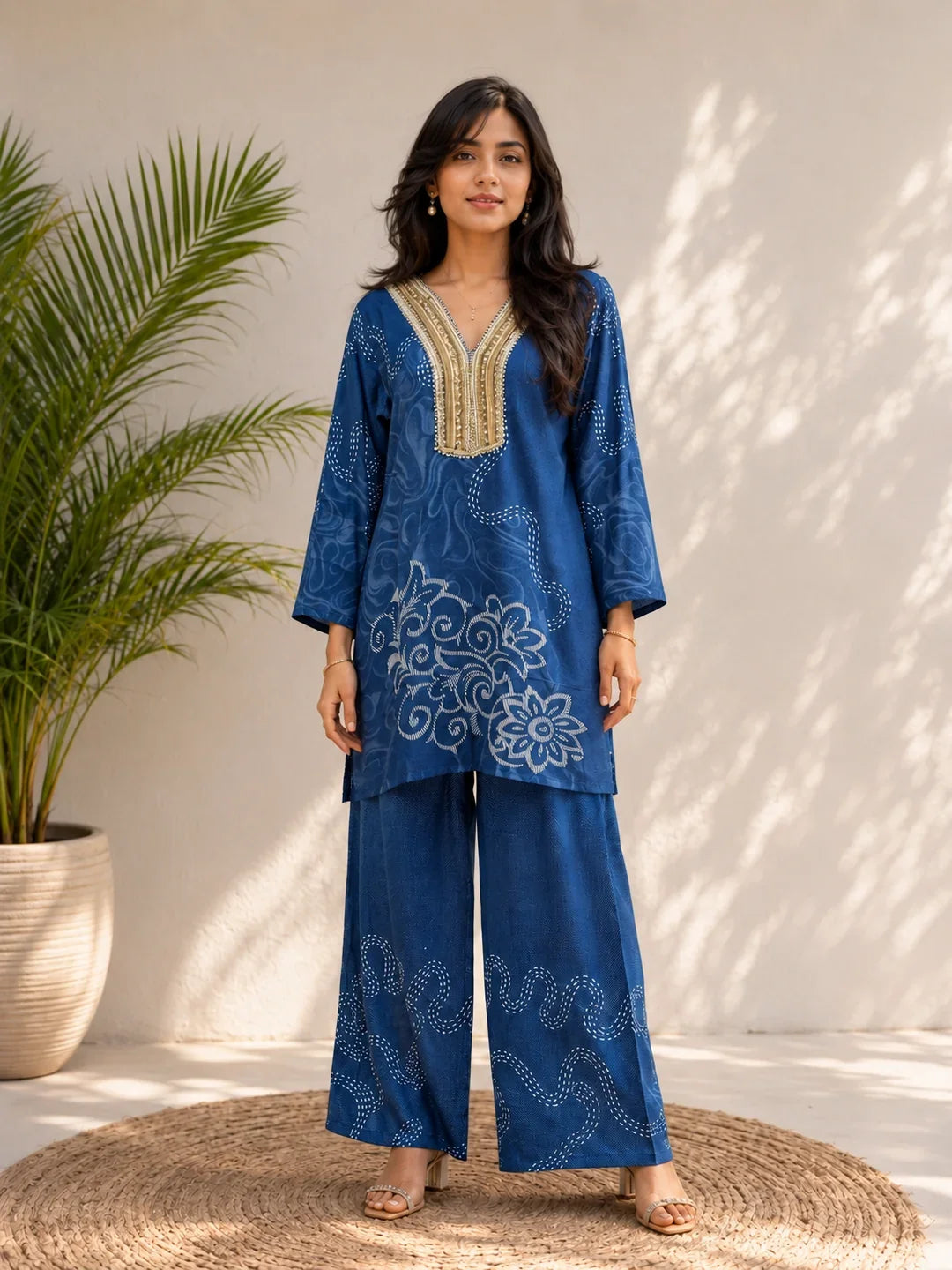Blue Kurta Set with Floral & Abstract Print in Muslin Silk