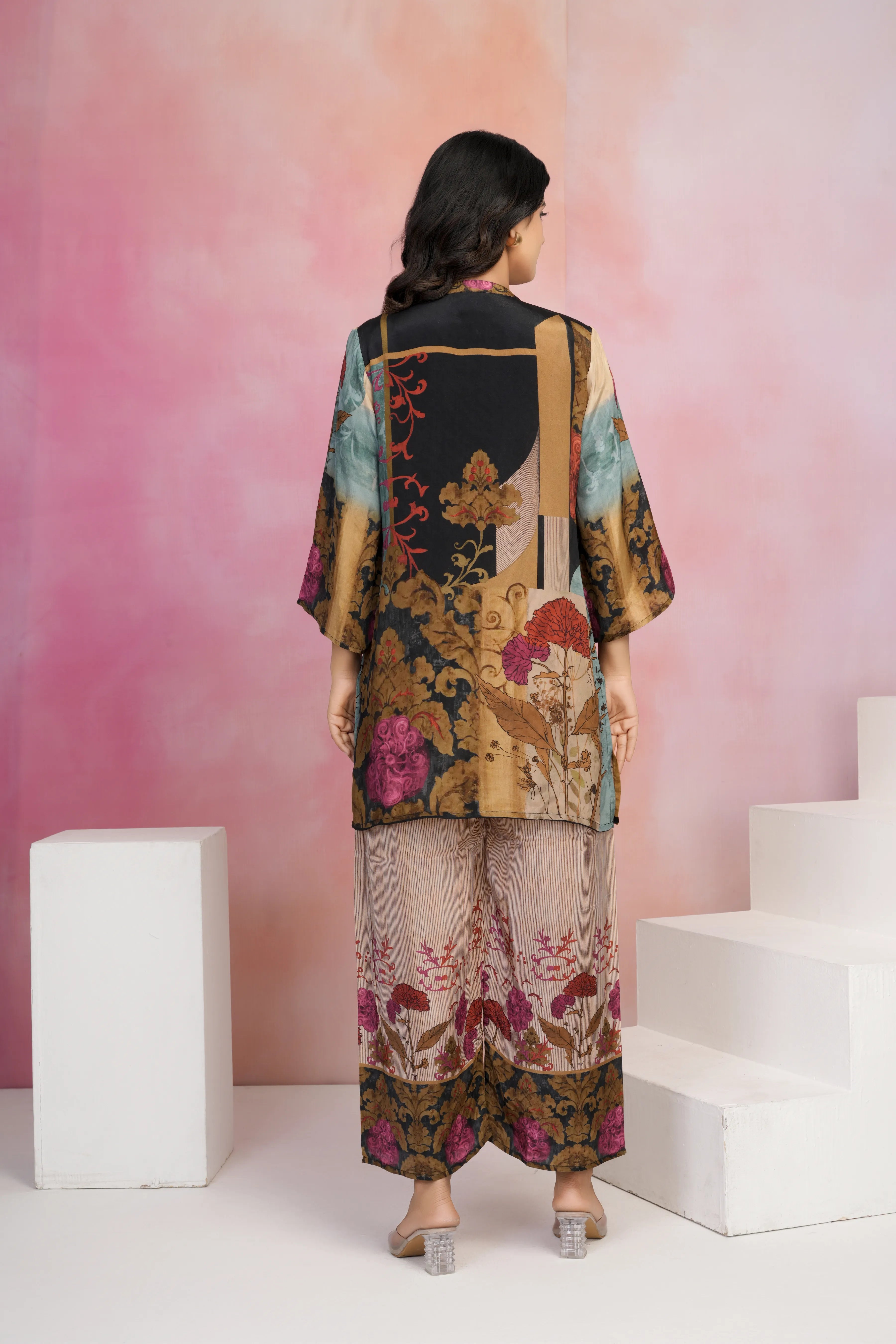 Black Base Multicolor Printed Crepe Kurta Set with Lurex Embroidery