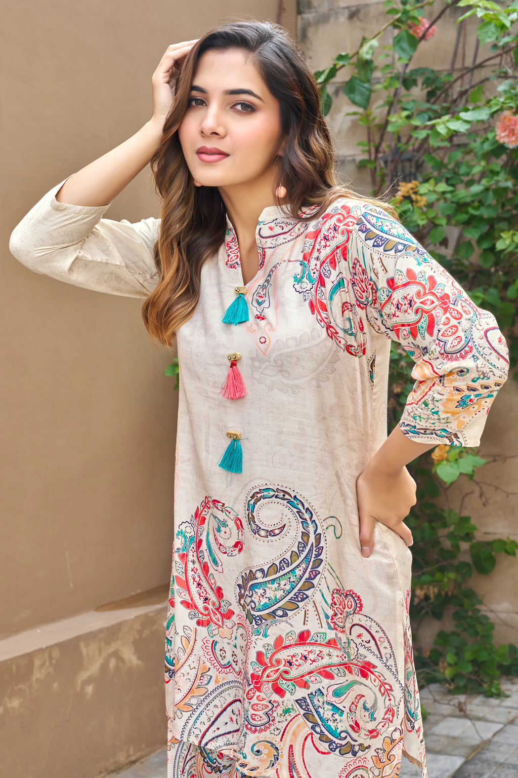 Cream Muslin Kurta Set with Multi-Color Elegance