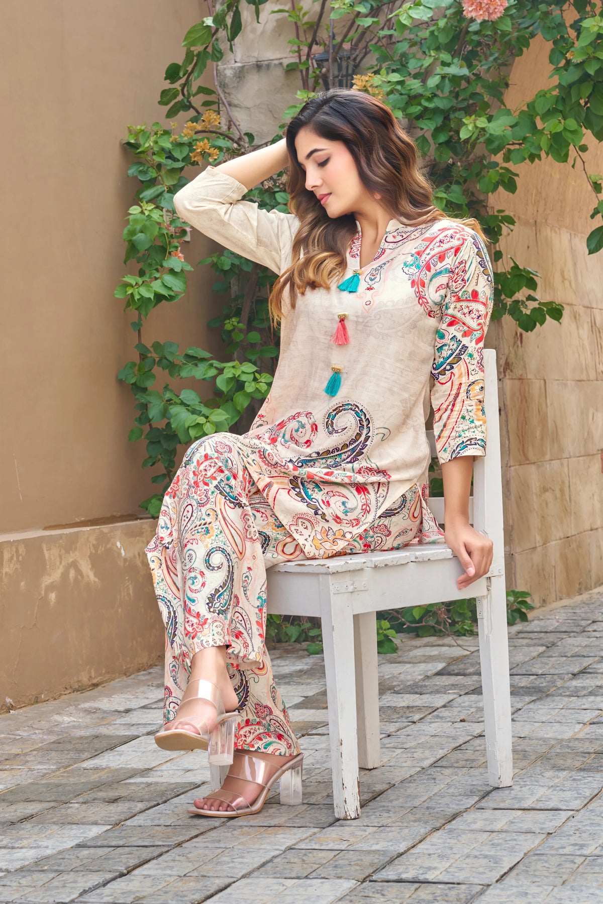 Cream Muslin Kurta Set with Multi-Color Elegance
