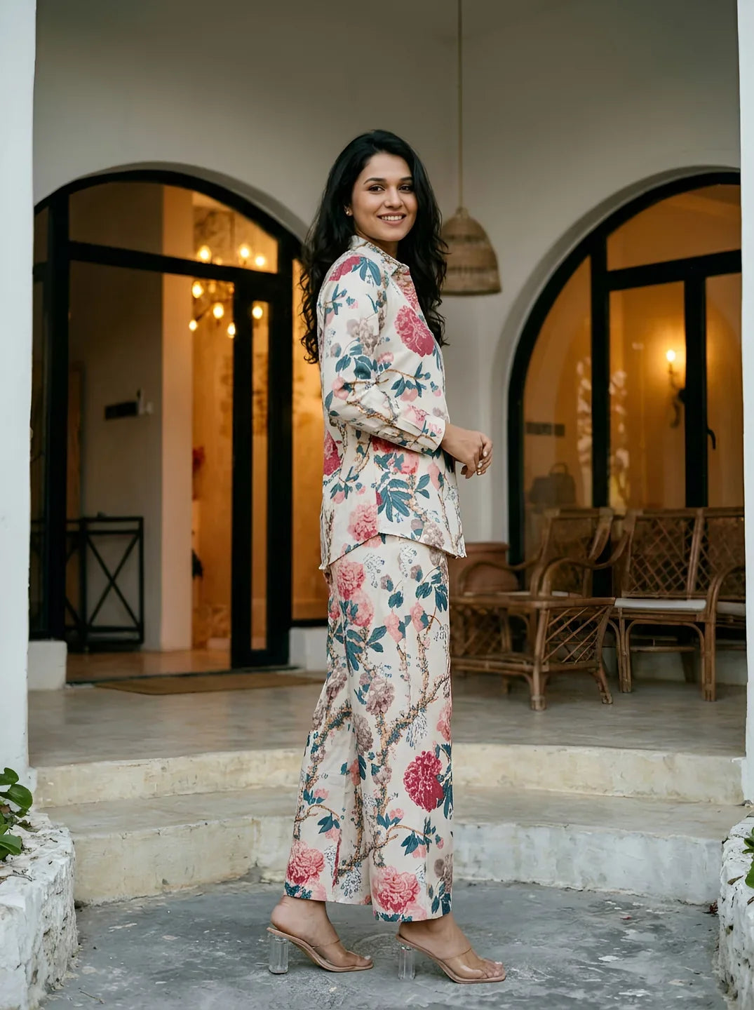 Off-White Bold Floral Printed Co-Ord Set in Cotton Cambric